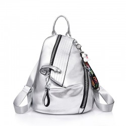 MochilasFashionable backpack - anti-theft zippers - with decorative keychain