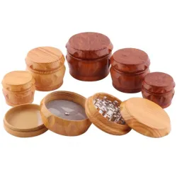 MolinosGrinder for herbs / tobacco / spices - 4 layers - with hand crank - wooden