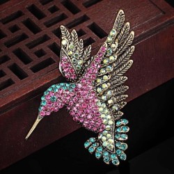 BrochesLuxurious vintage brooch with crystal hummingbird