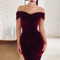 Fashionable velvet dress - off shouldersDresses