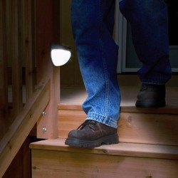 Iluminación solarAplique de jardín con energía solar - resistente al agua - 6 LED