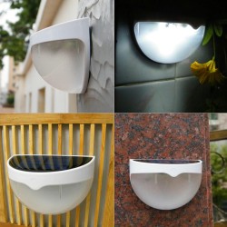 Iluminación solarAplique de jardín con energía solar - resistente al agua - 6 LED