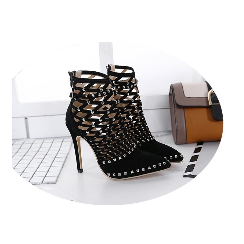 High heel ankle boots - cut out design - with rivets / zipperPumps