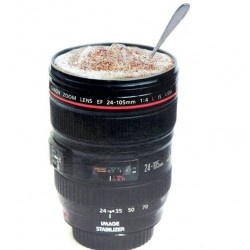 DrinkwareTaza de café de plástico - diseño de lente de cámara - 420 ml