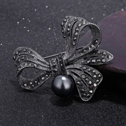 BrochesBroche de flores de cristal - con perla negra
