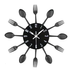 RelojesReloj de pared moderno - con cubiertos de cocina.