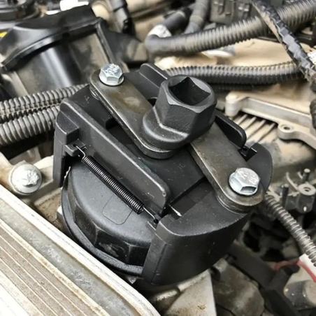 Filtros de aceiteHerramienta universal ajustable para extraer filtros de aceite de 60 a 80 mm, de acero inoxidable.